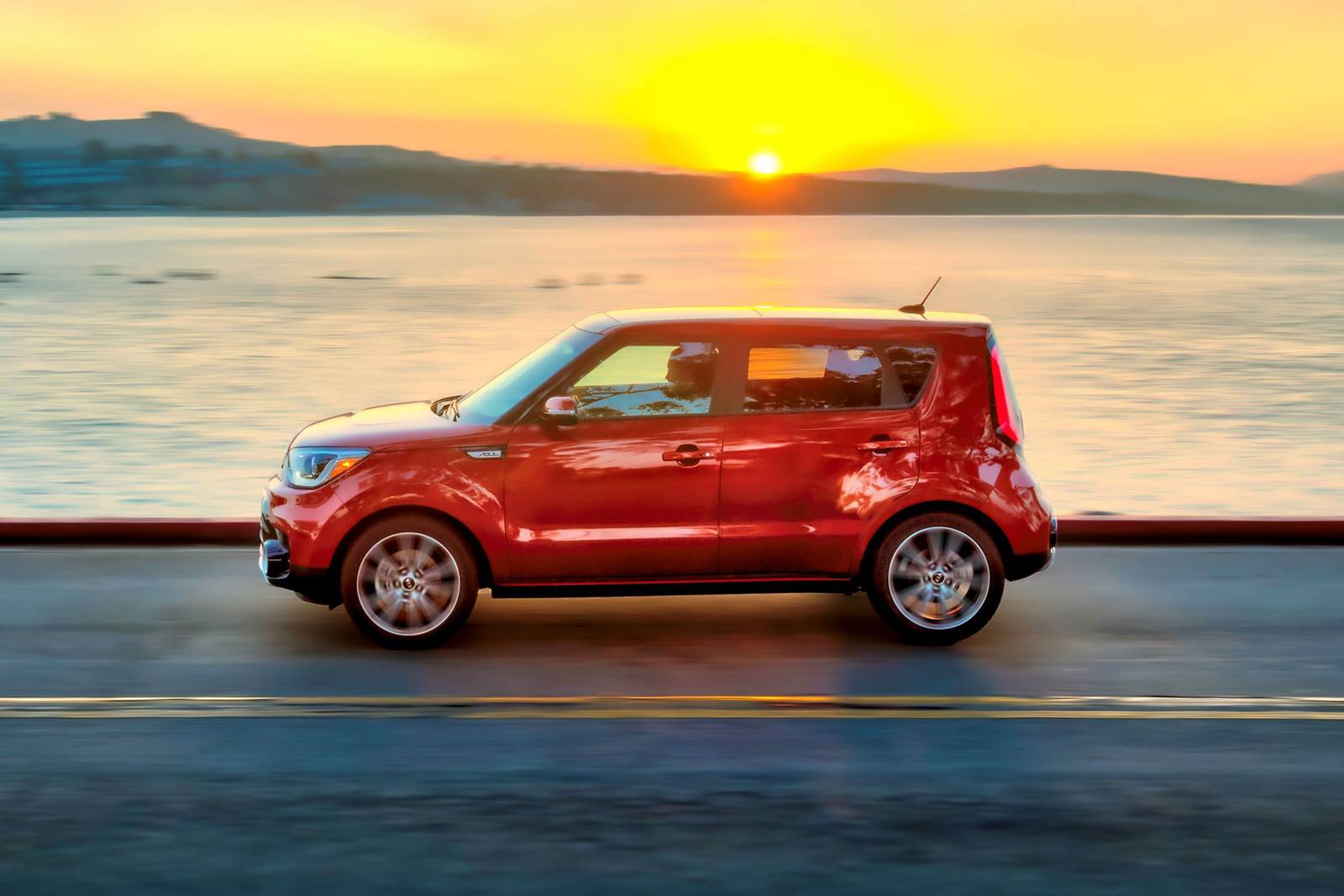 2017 Kia Soul exterior S