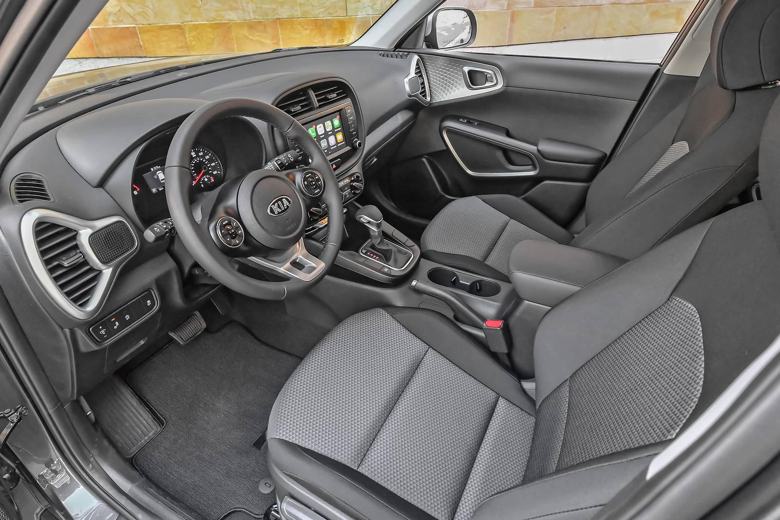 2020 Kia Soul interior I