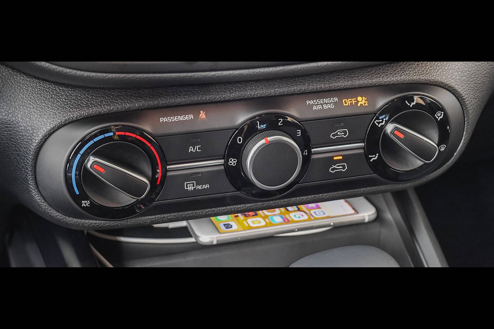 2021 Kia Soul interior CC