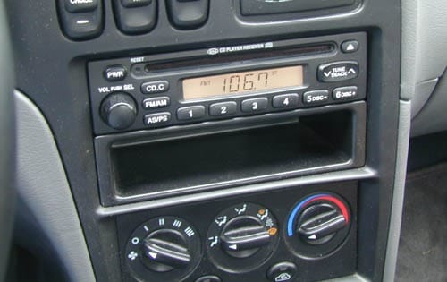 2000 Kia Spectra interior CARGO