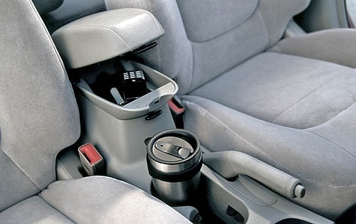 2006 Kia Spectra interior CC