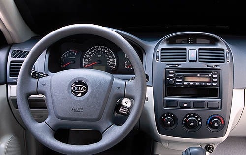 2006 Kia Spectra interior D