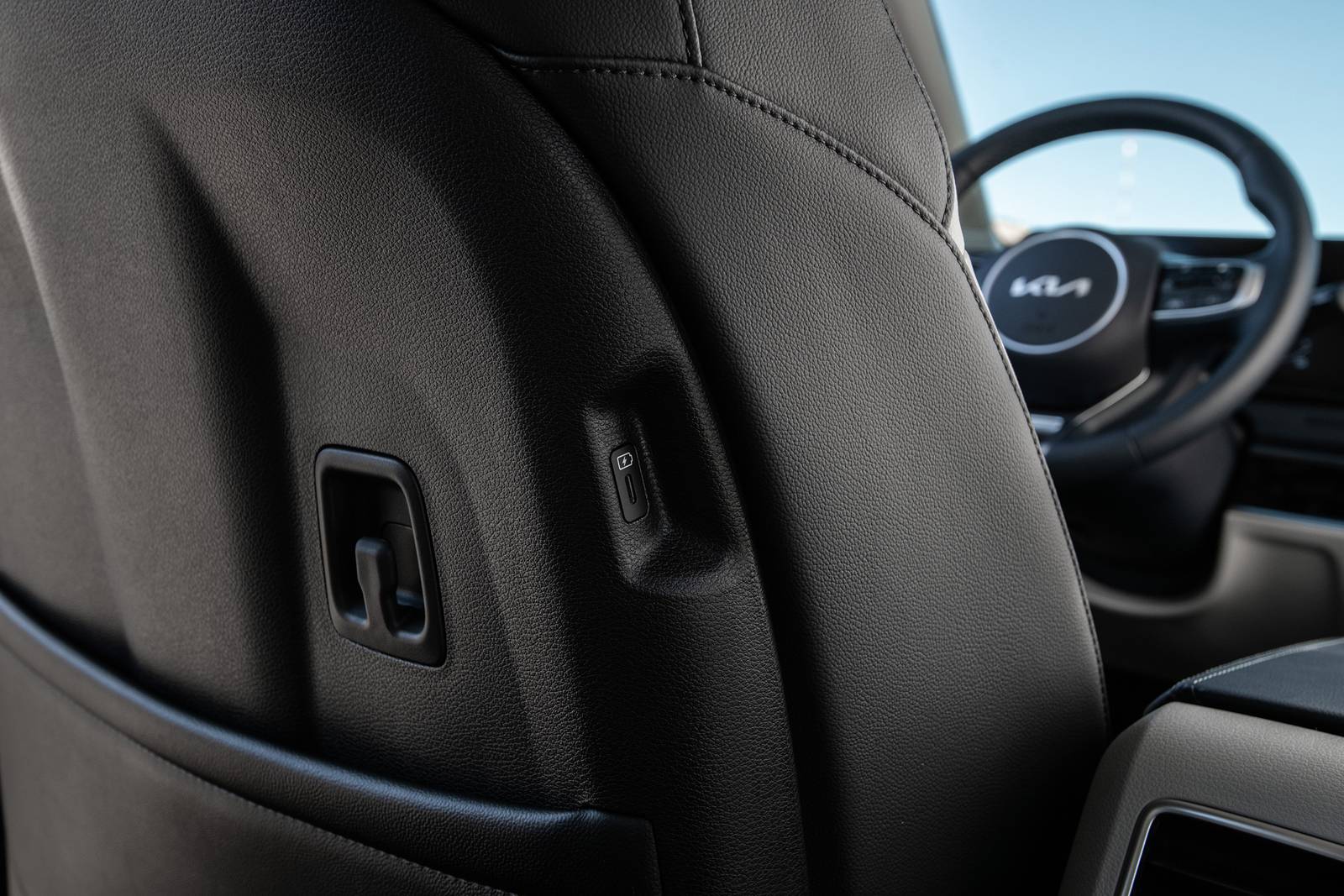 2025 Kia Sportage Hybrid front safety DETAIL