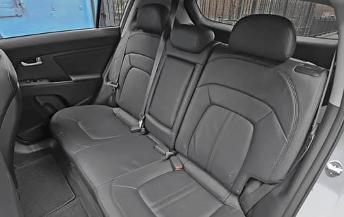 2011 Kia Sportage interior RI