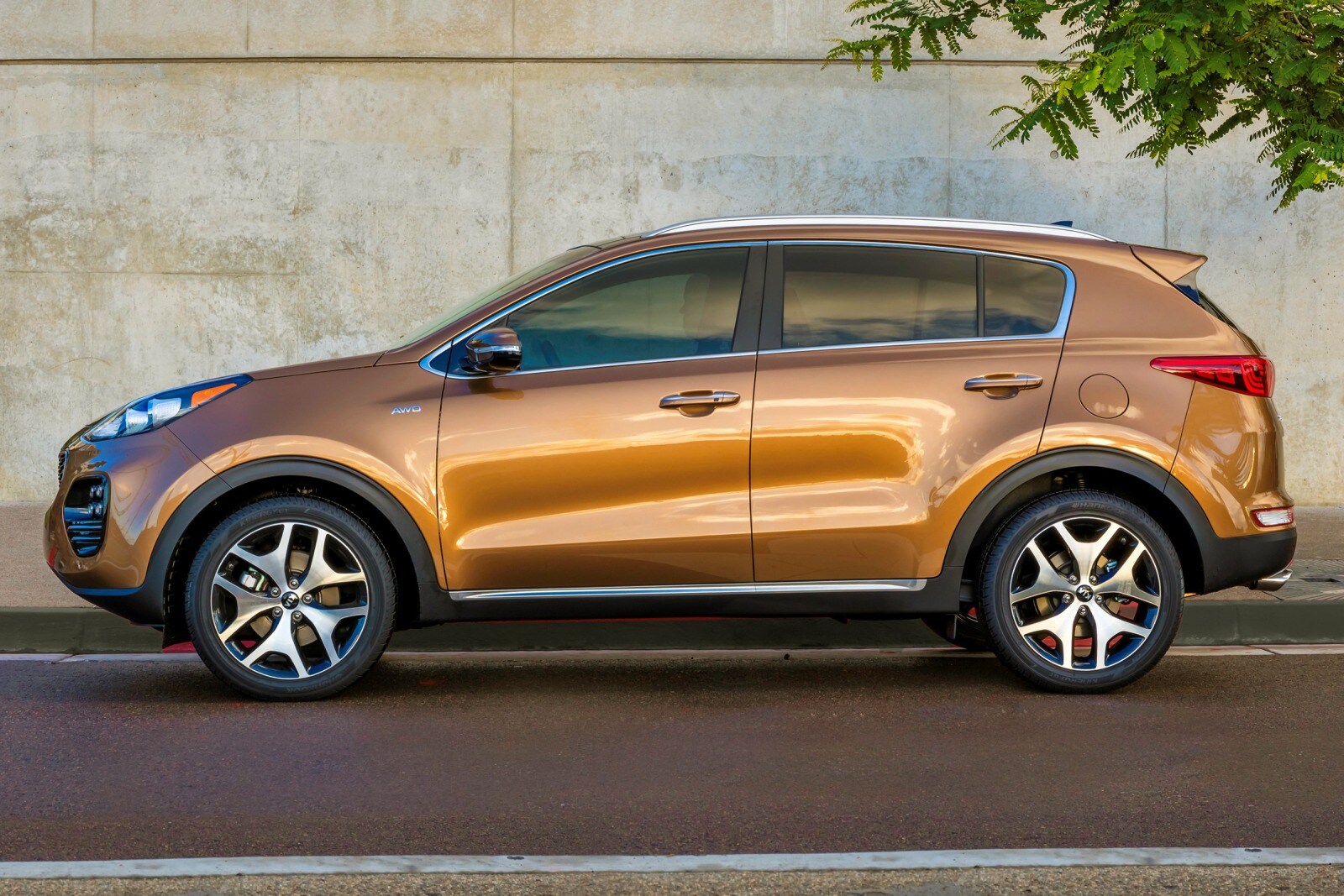 2017 Kia Sportage exterior FQ