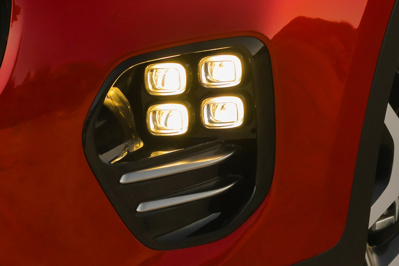 2017 Kia Sportage exterior FOG