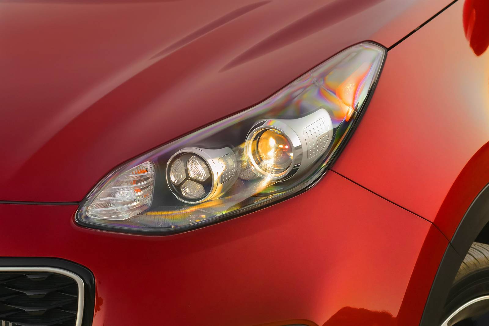 2018 Kia Sportage front safety EDETAIL