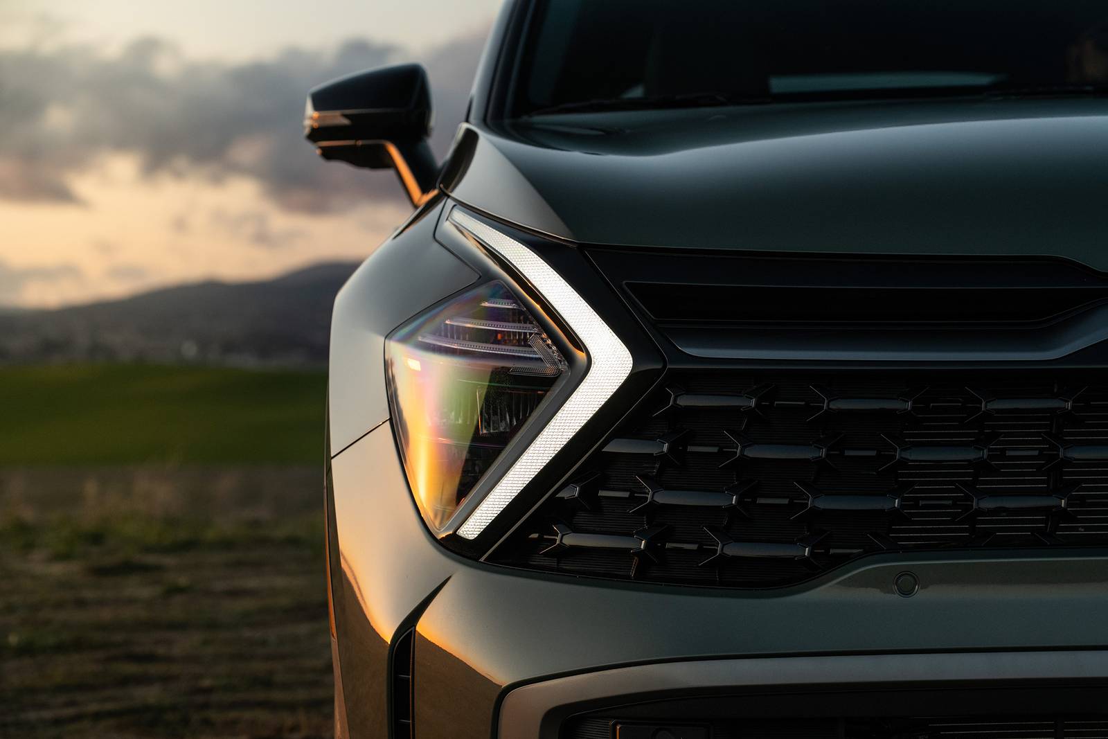 2024 Kia Sportage front safety EDETAIL