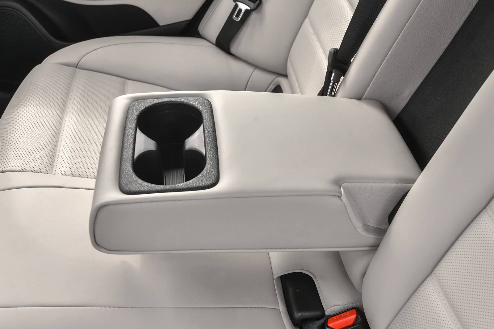 2018 Kia Stinger front safety CUP