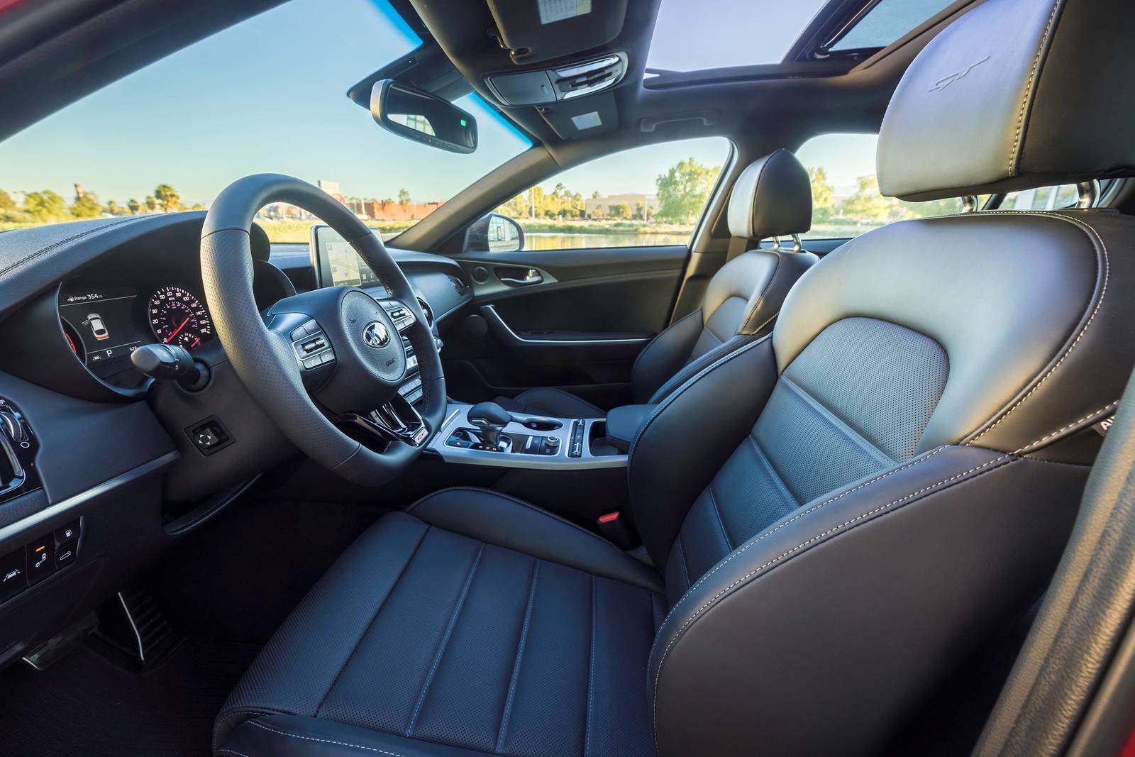 2018 Kia Stinger interior I