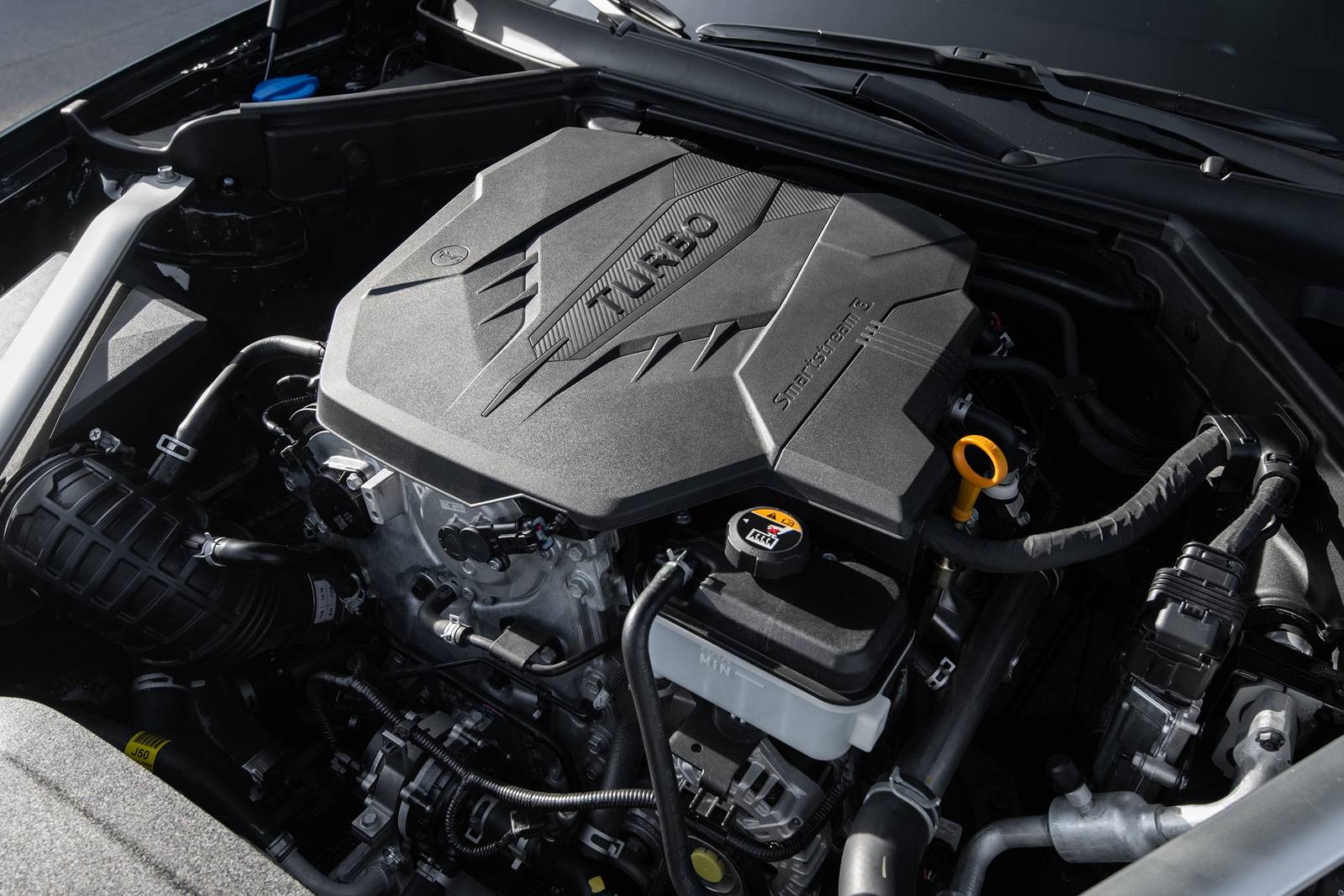 2022 Kia Stinger exterior E