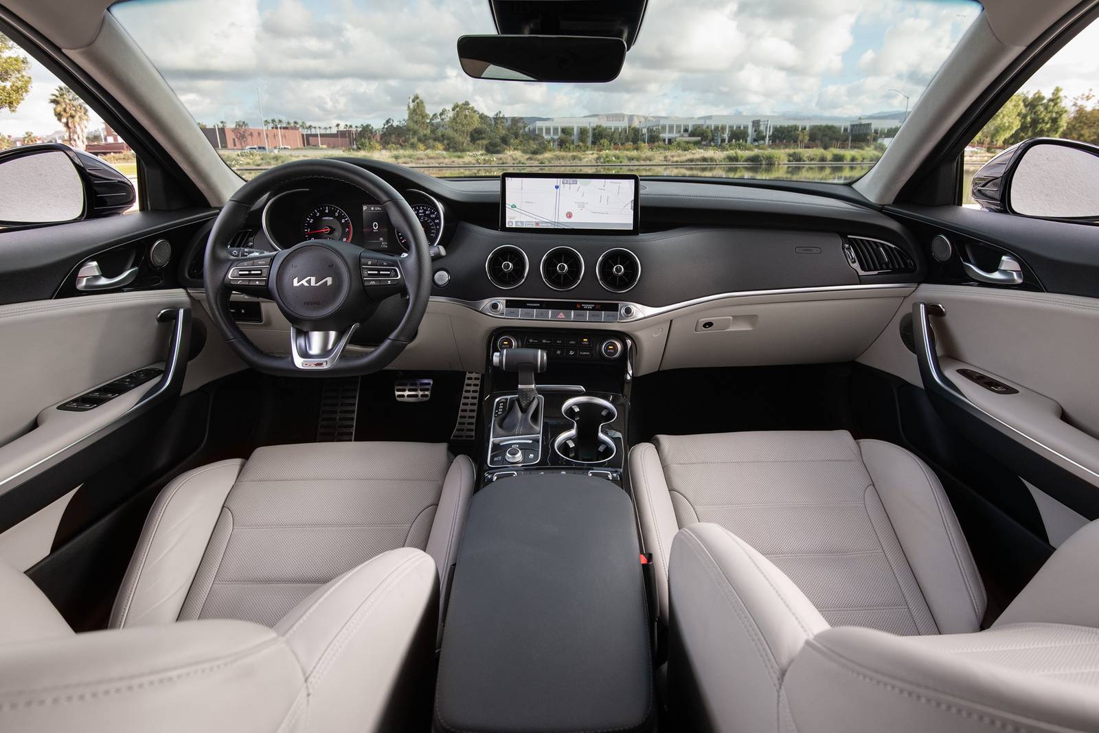 2022 Kia Stinger front safety D