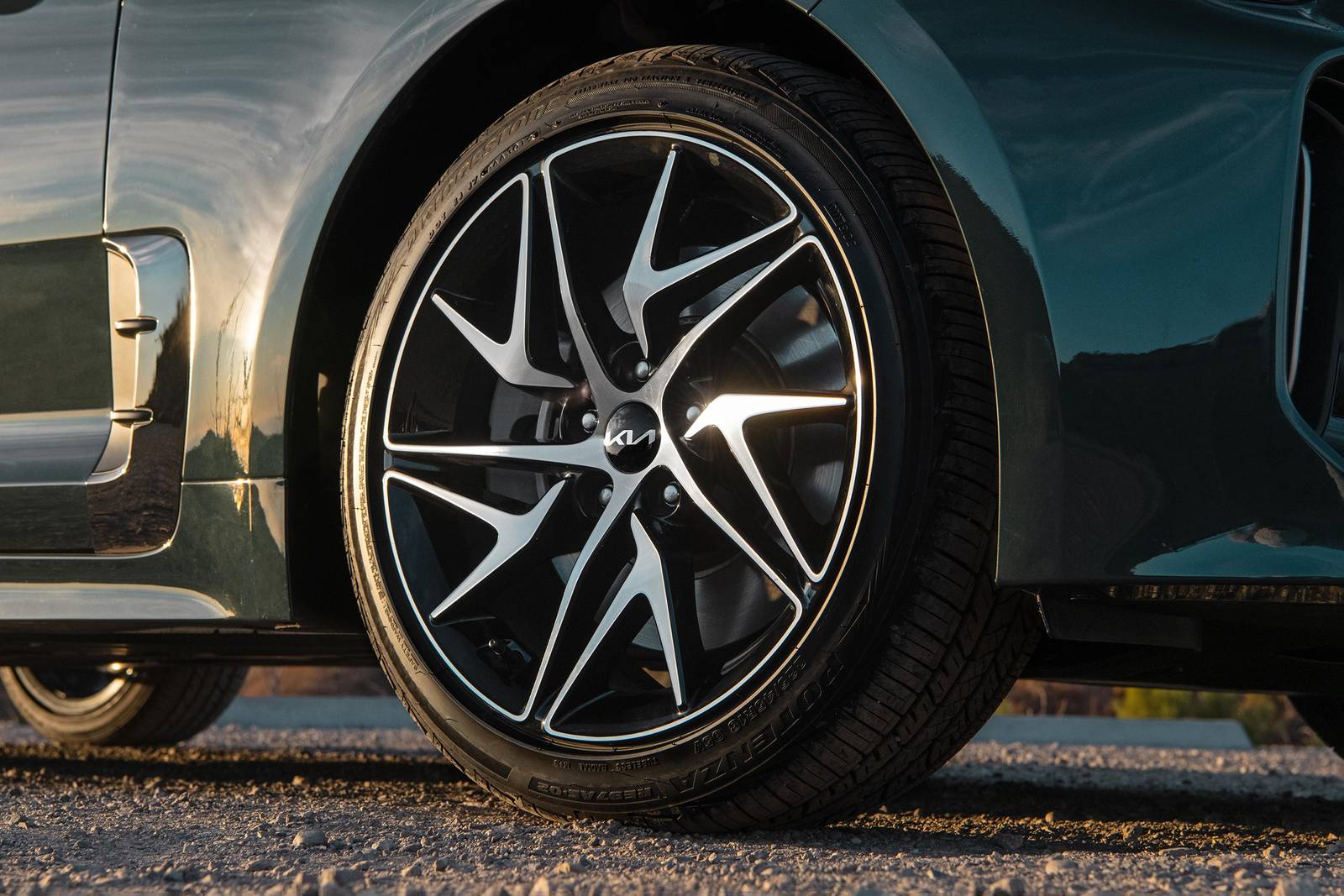 2022 Kia Stinger exterior W