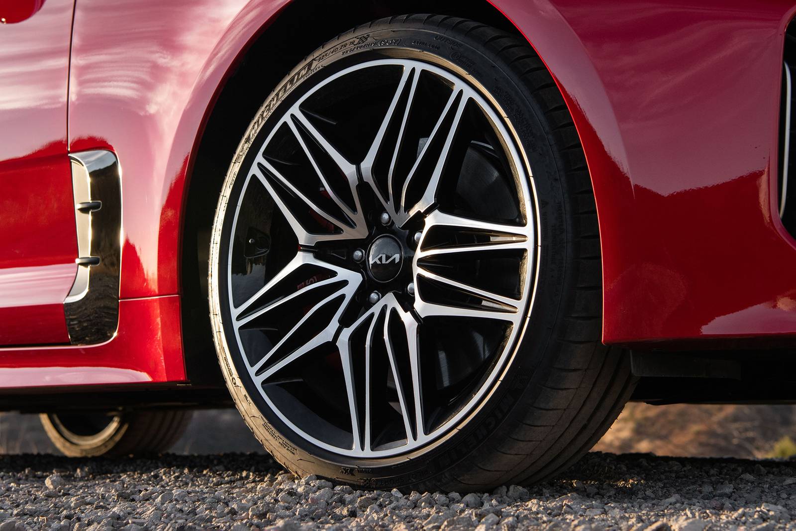 2022 Kia Stinger exterior W