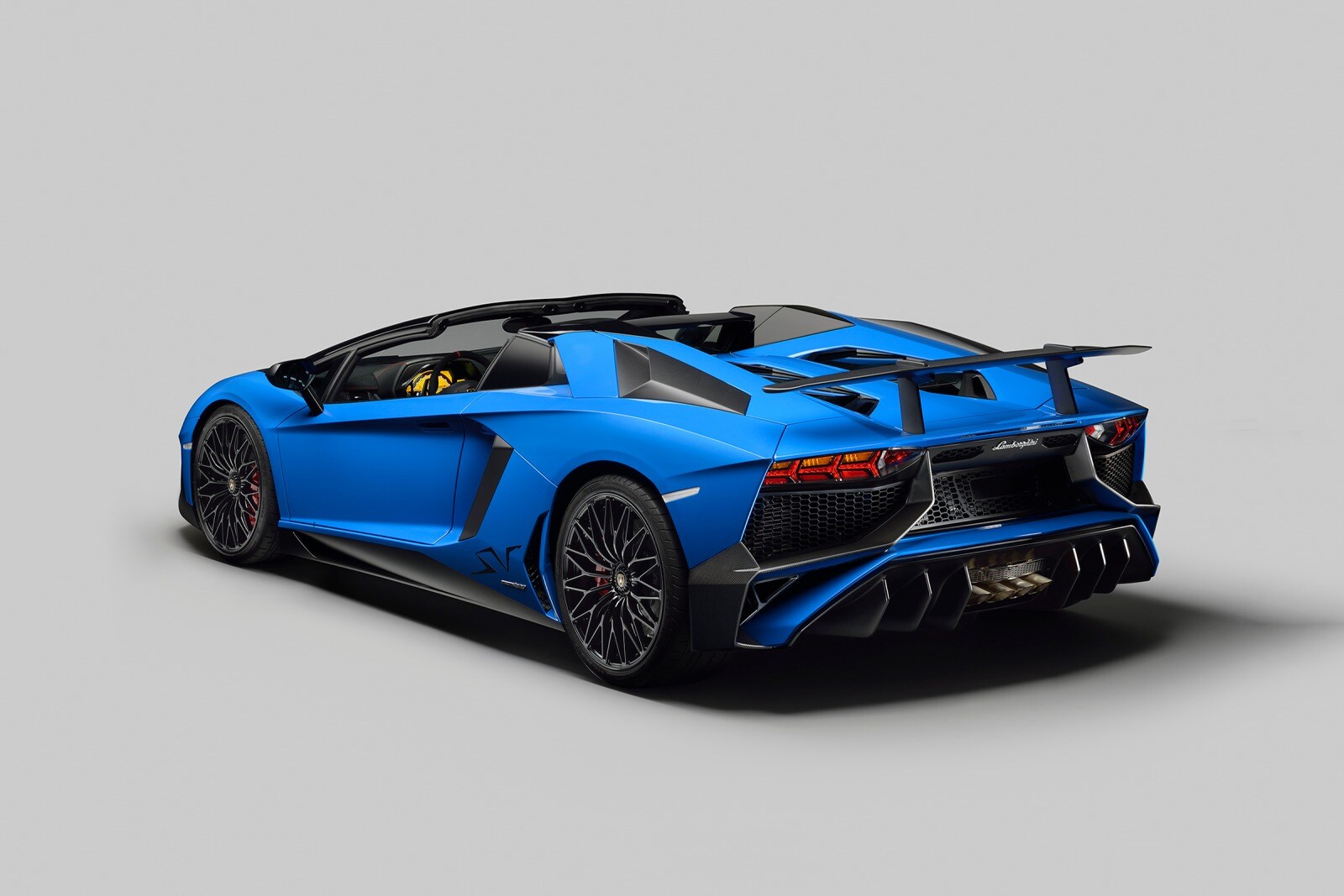 2017 Lamborghini Aventador exterior F