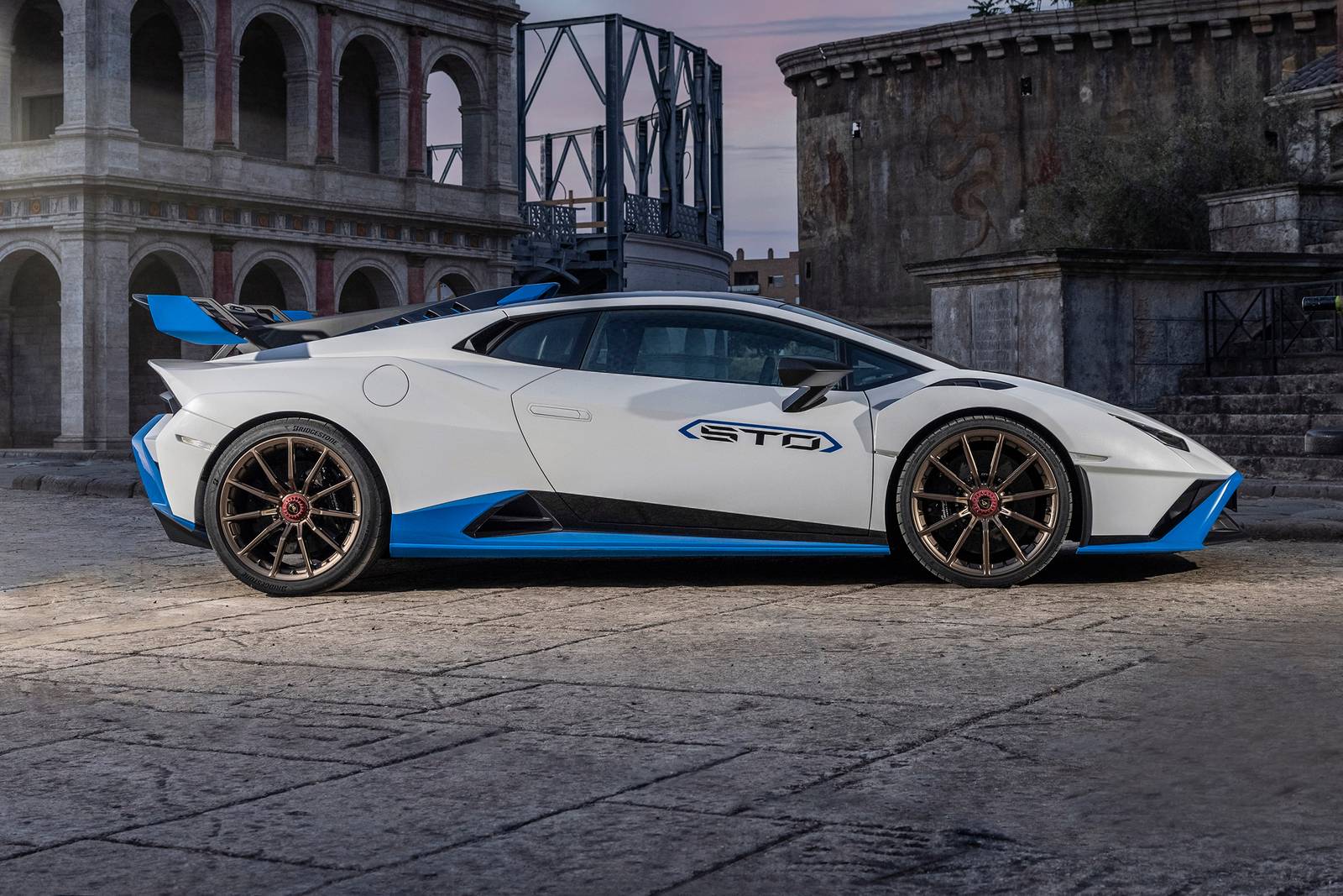 2021 Lamborghini Huracan STO Coupe Profile