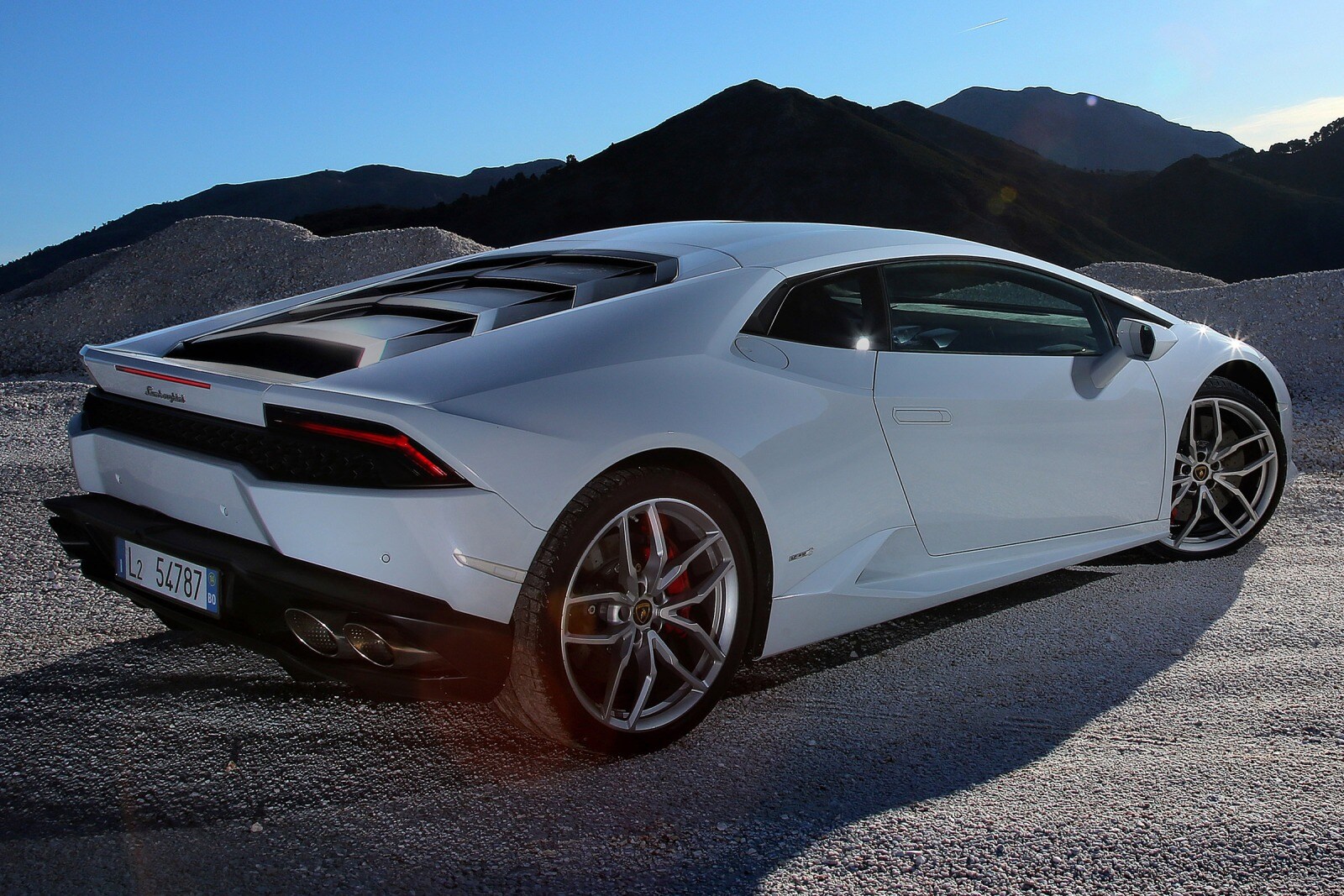 2015 Lamborghini Huracan LP 610-4 Coupe Exterior