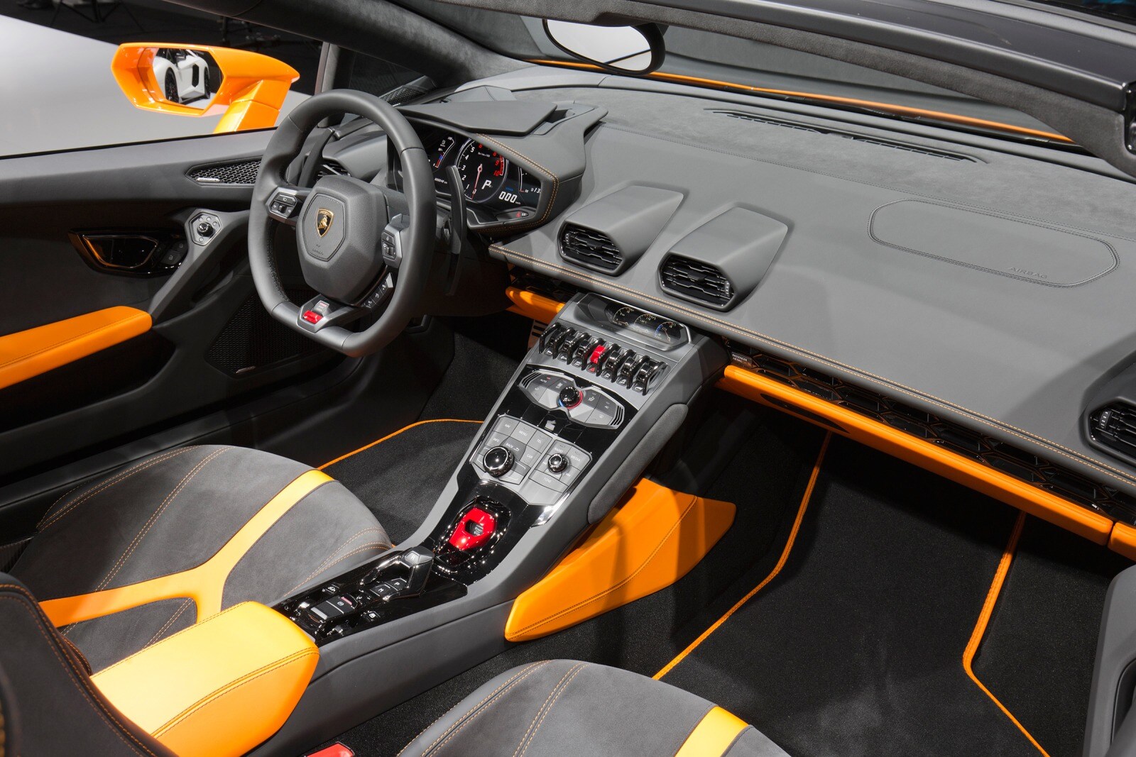 2016 Lamborghini Huracan interior I