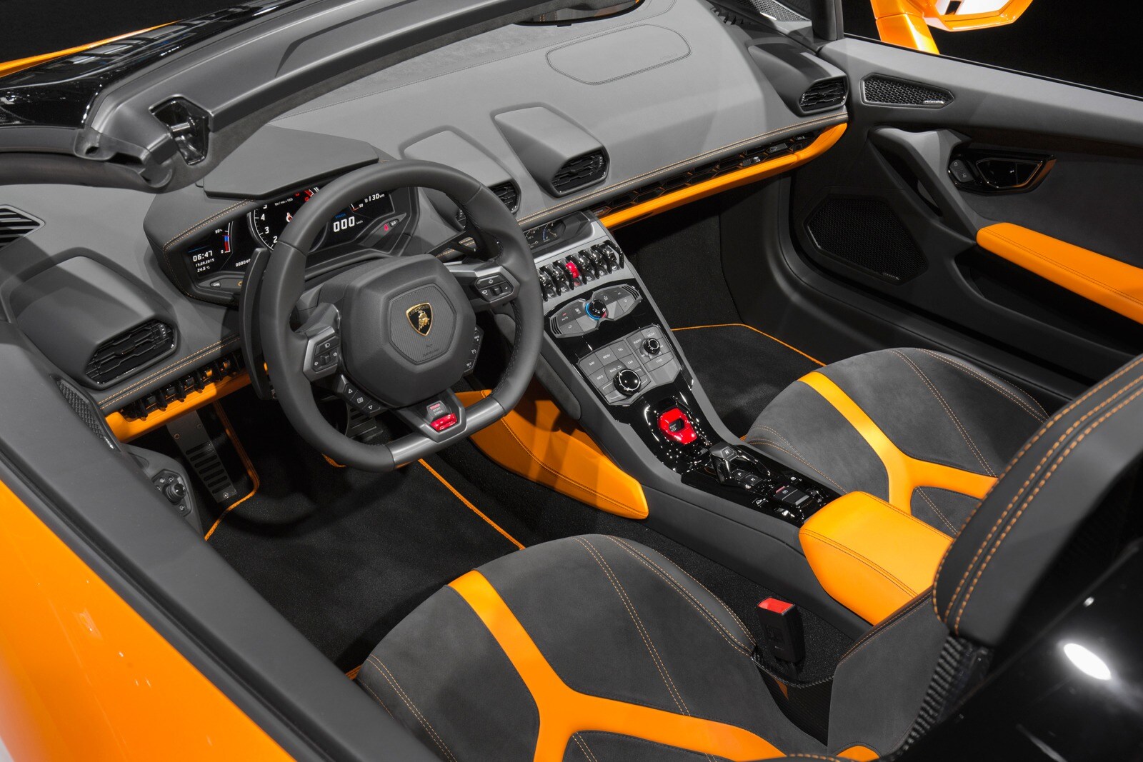 2017 Lamborghini Huracan interior I