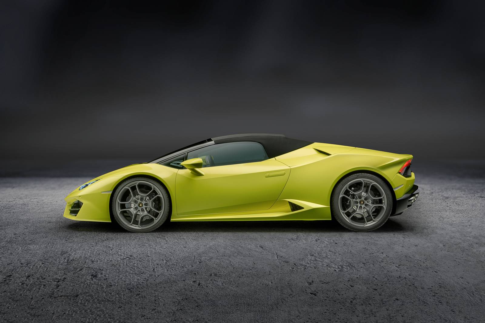 2018 Lamborghini Huracan exterior S