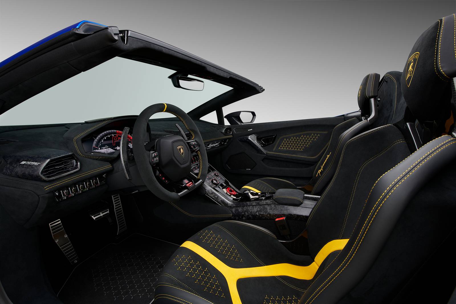 2019 Lamborghini Huracan interior SWD