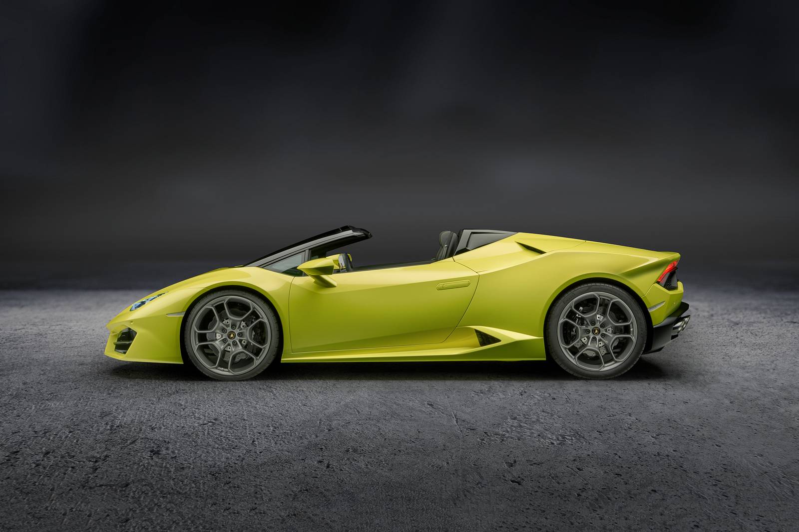 2019 Lamborghini Huracan exterior S