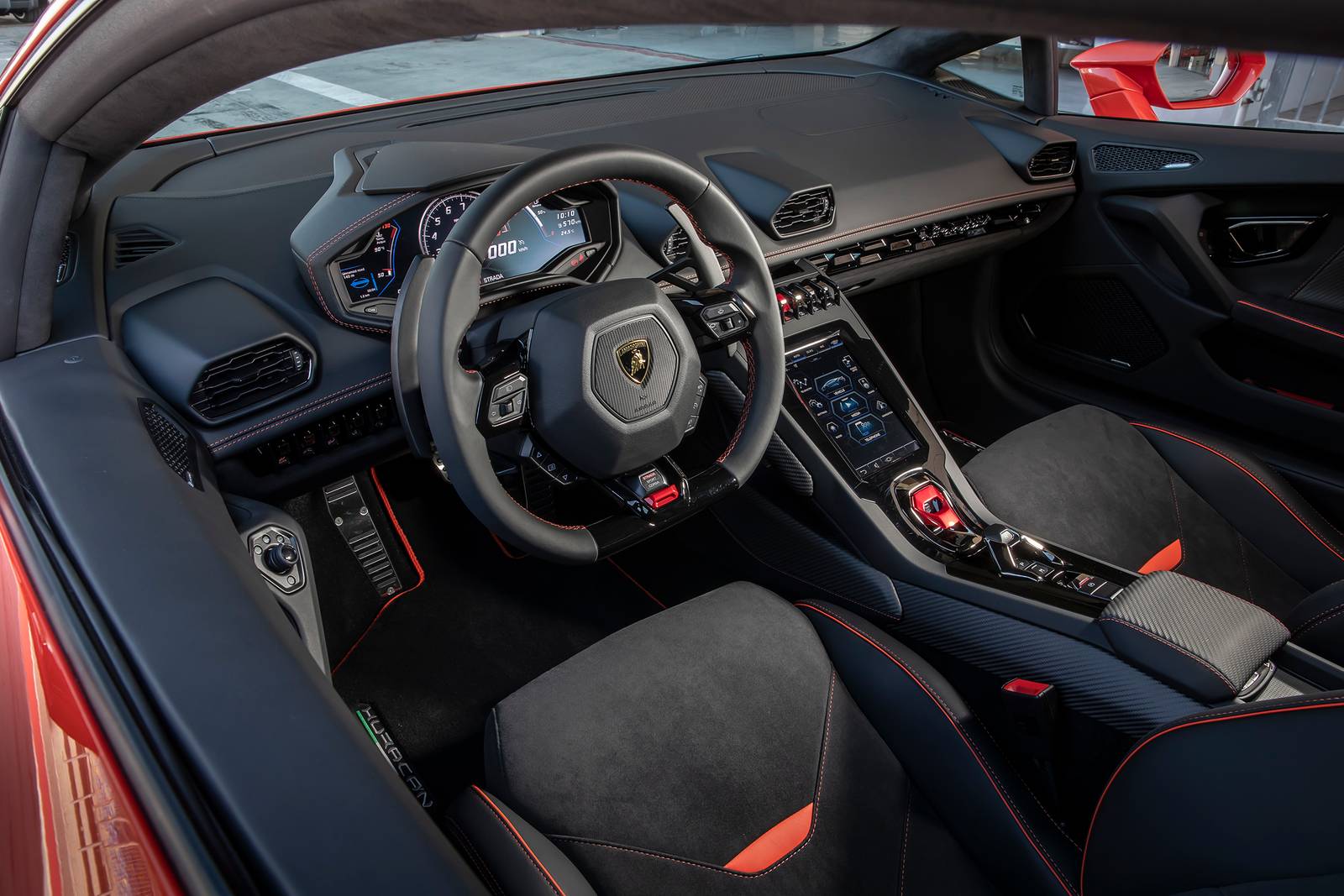 2021 Lamborghini Huracan interior D