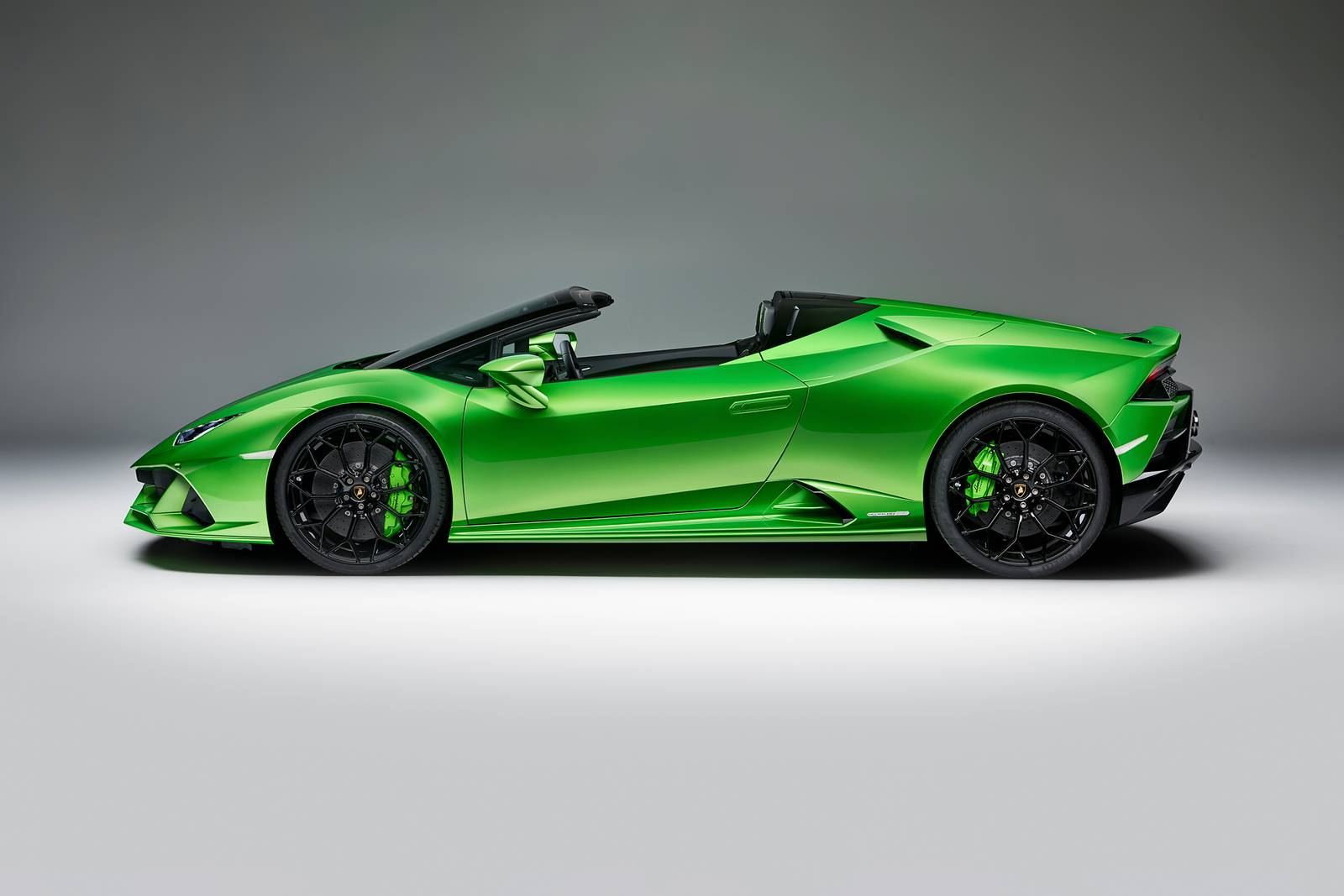 2023 Lamborghini Huracan exterior S