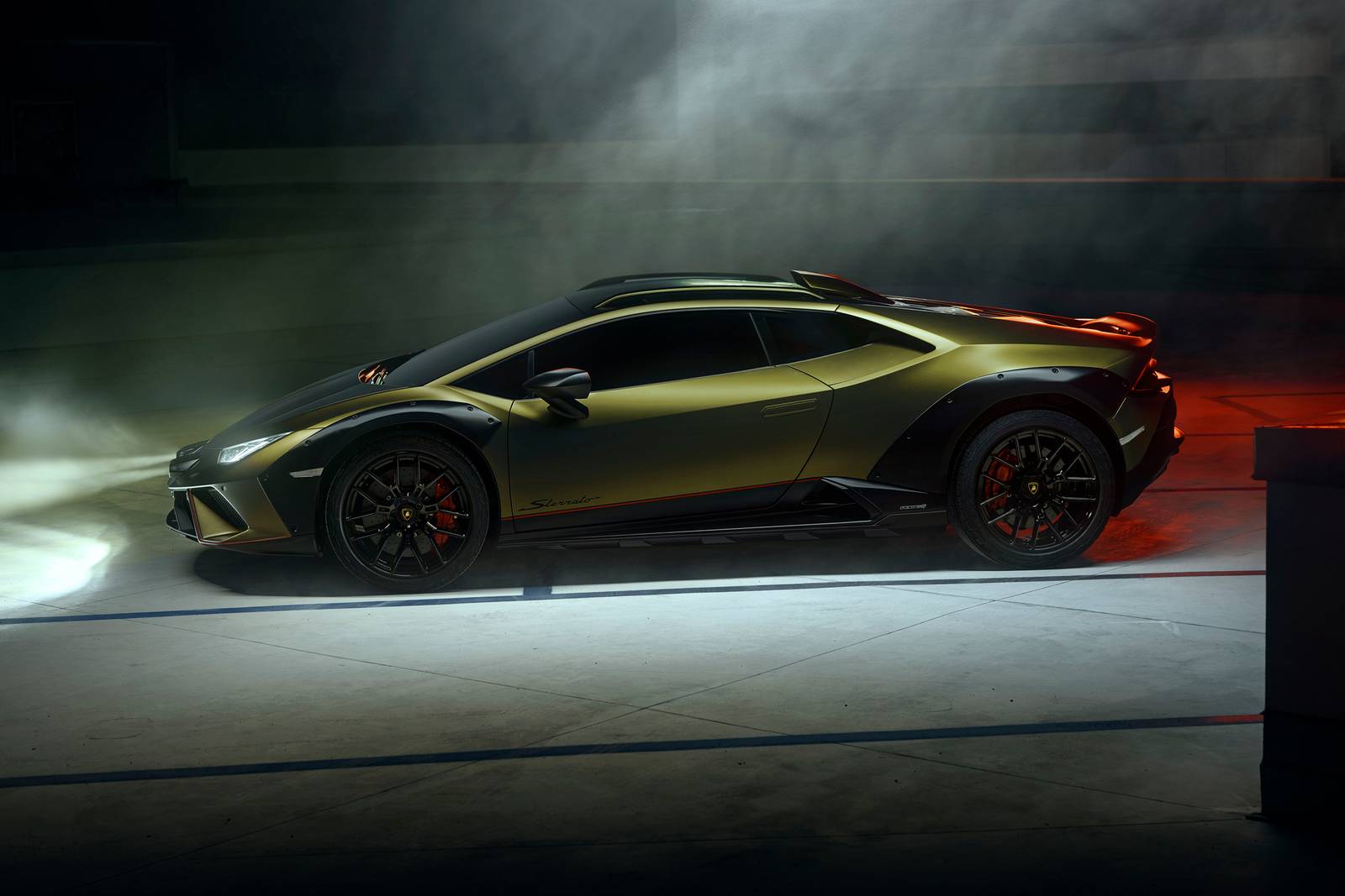 2023 Lamborghini Huracan exterior S