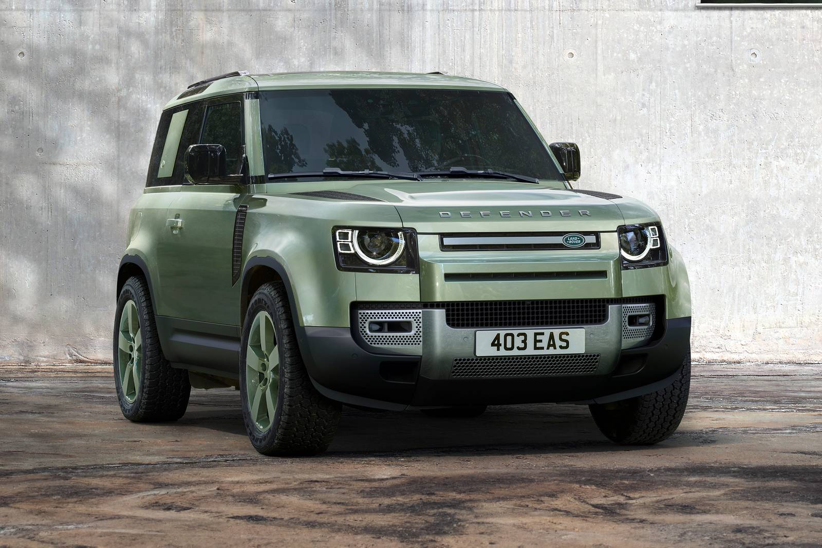 2023 Land Rover Defender exterior FQ