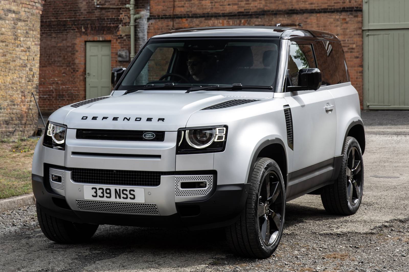 2025 Land Rover Defender 90 P300 S 2dr SUV Exterior Shown
