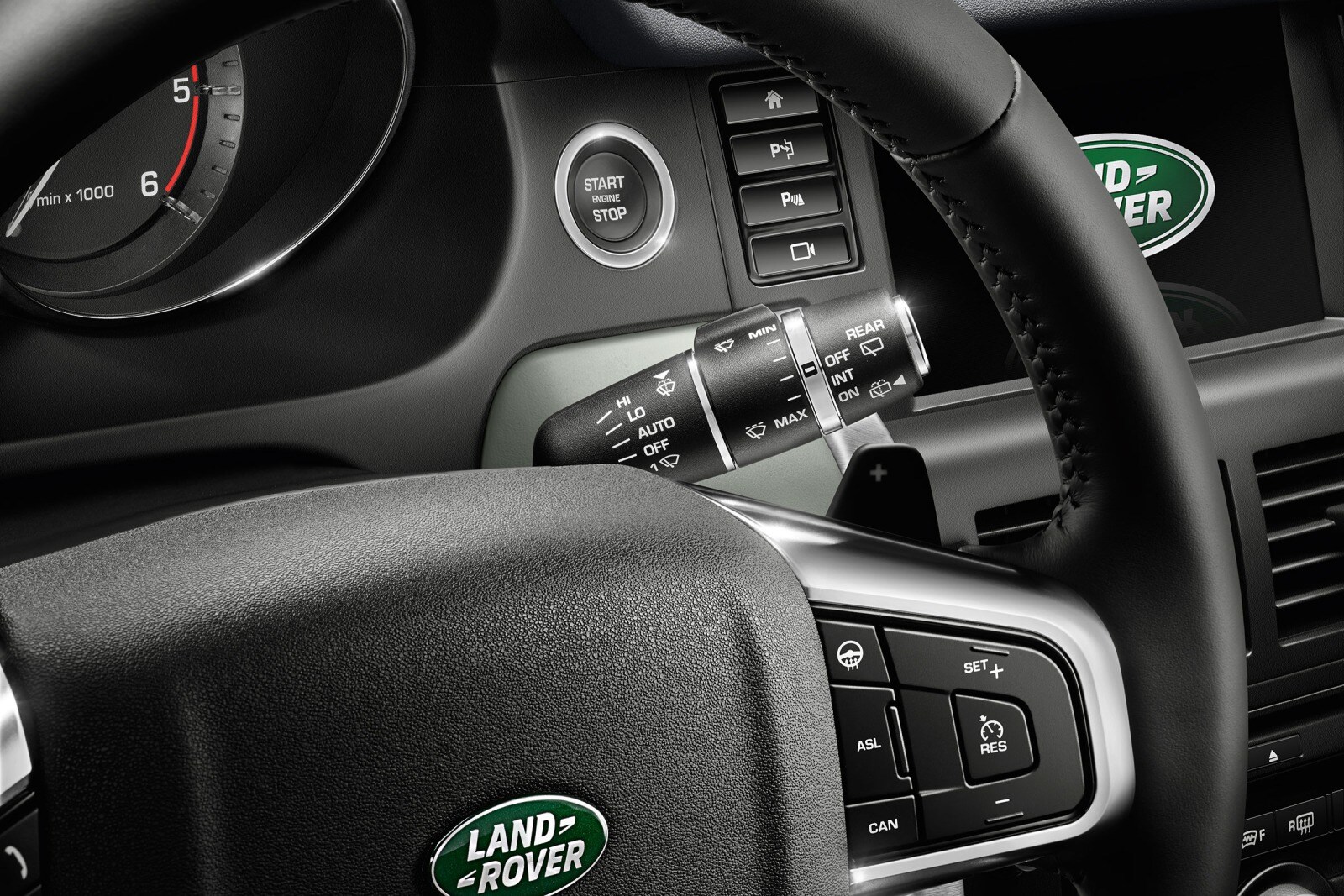 2016 Land Rover Discovery Sport interior SWD