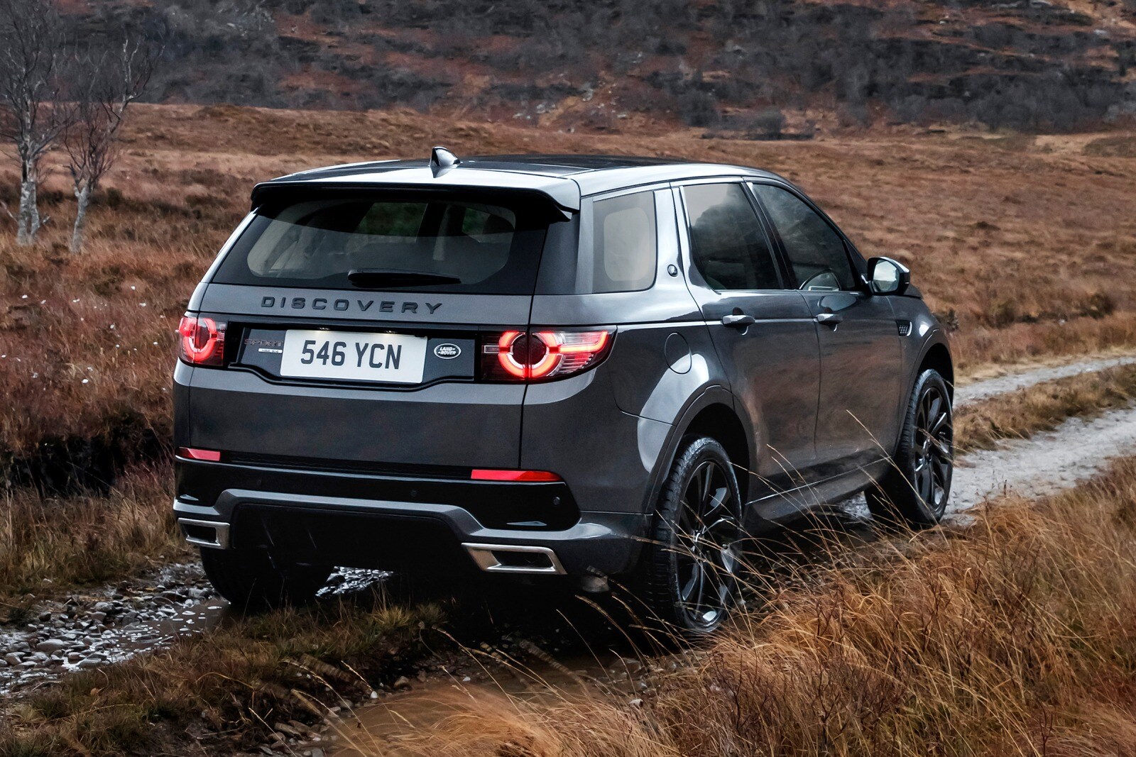 2018 Land Rover Discovery Sport exterior FQ