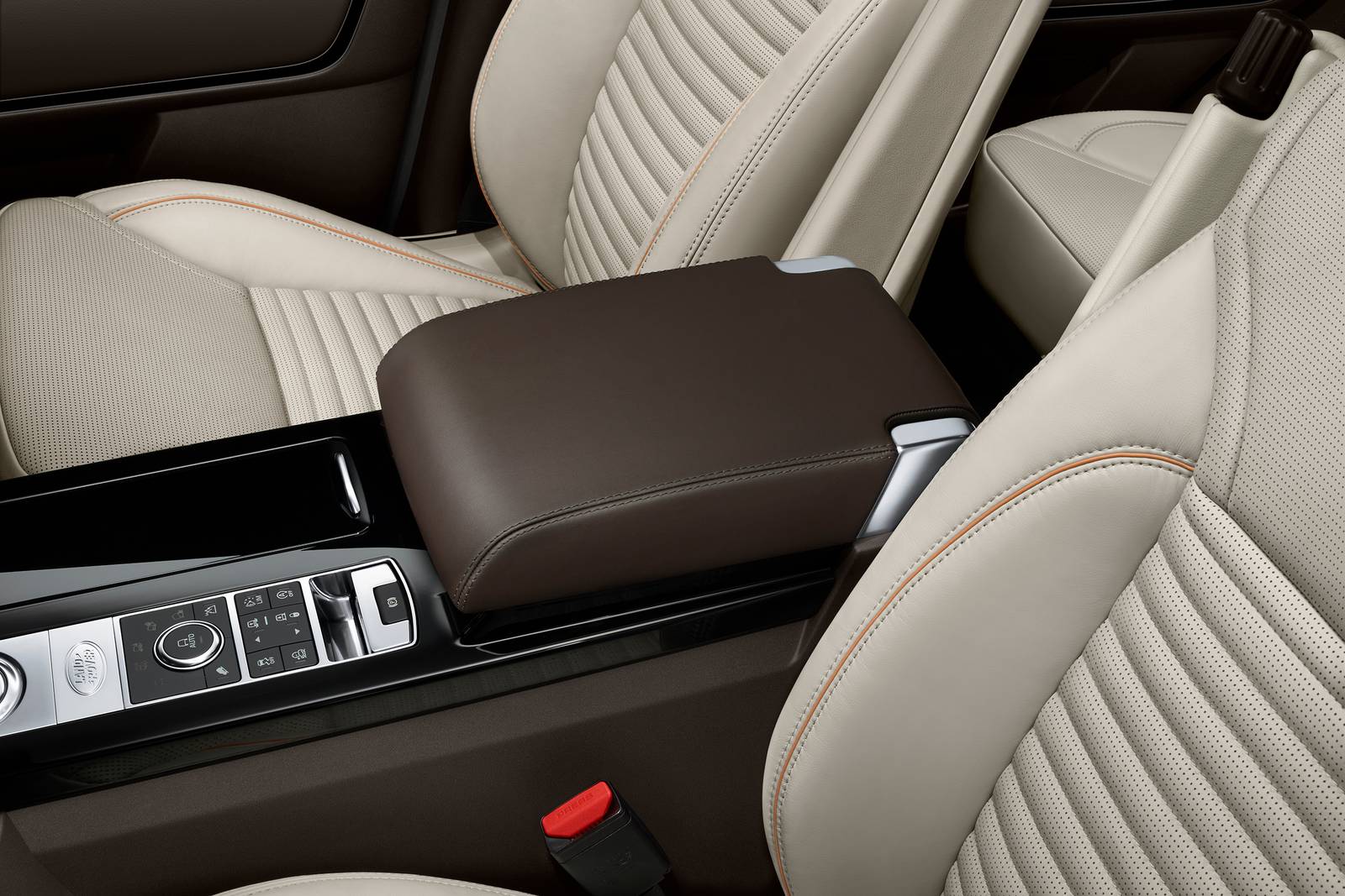 2018 Land Rover Discovery Sport interior DETAIL