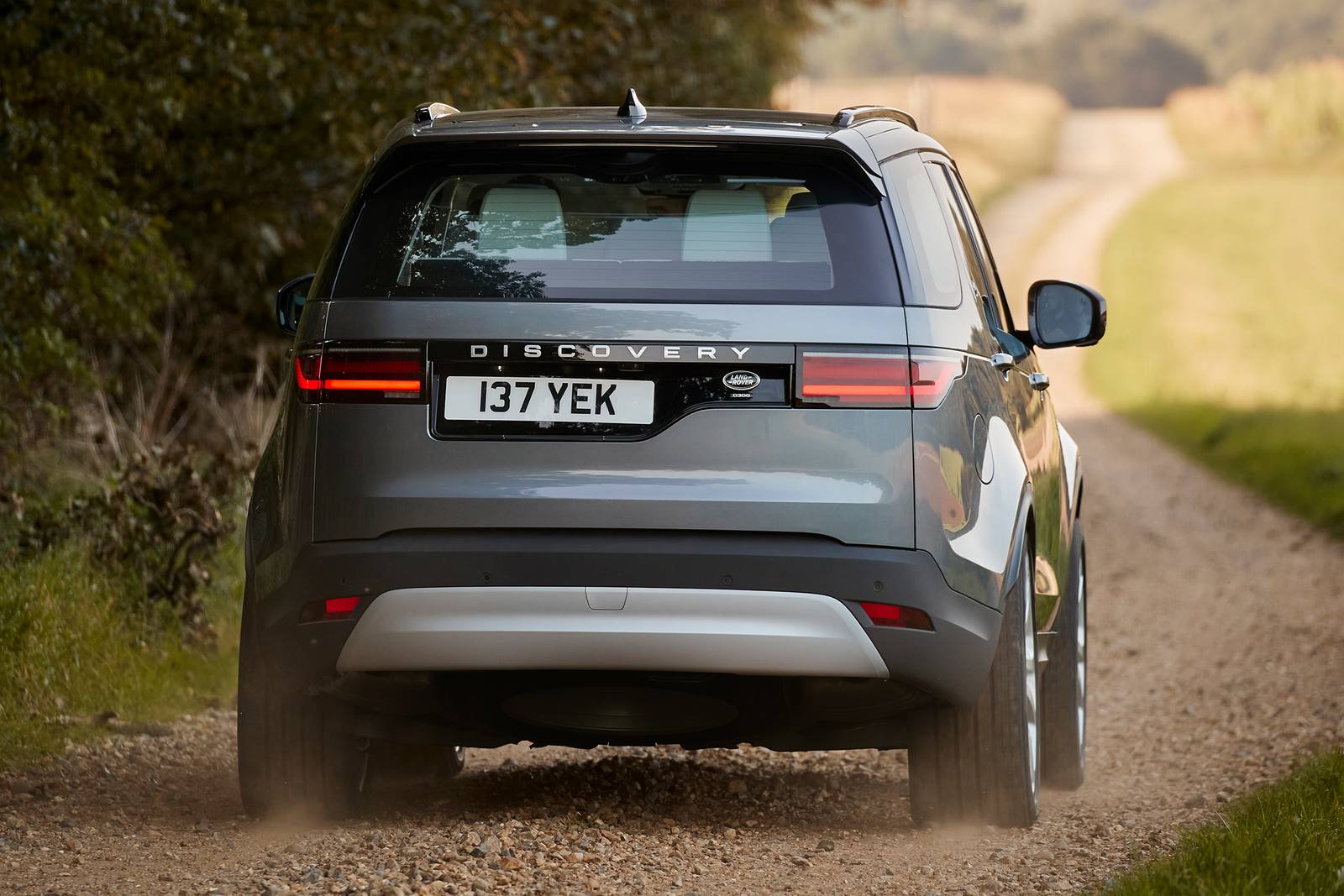 2023 Land Rover Discovery exterior F