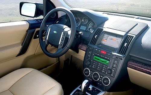 2008 Land Rover LR2 interior I