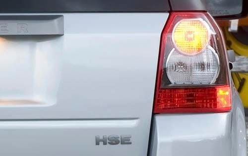 2009 Land Rover LR2 exterior FBDG