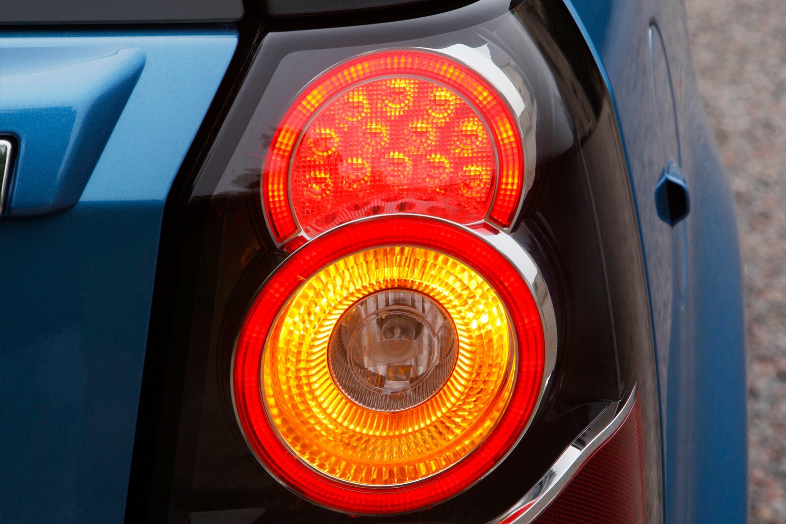 2014 Land Rover LR2 exterior EDETAIL