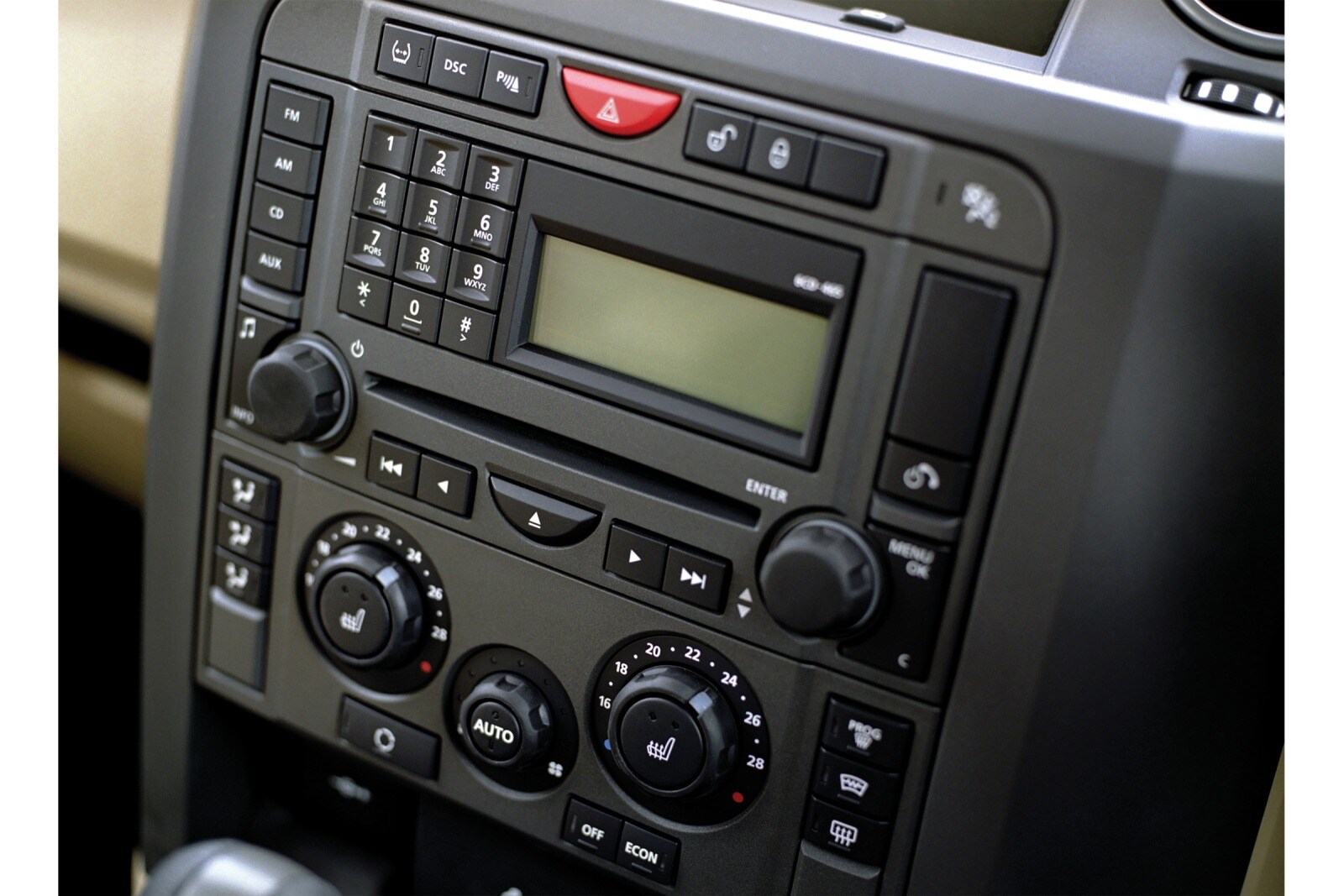 2007 Land Rover LR3 interior CC