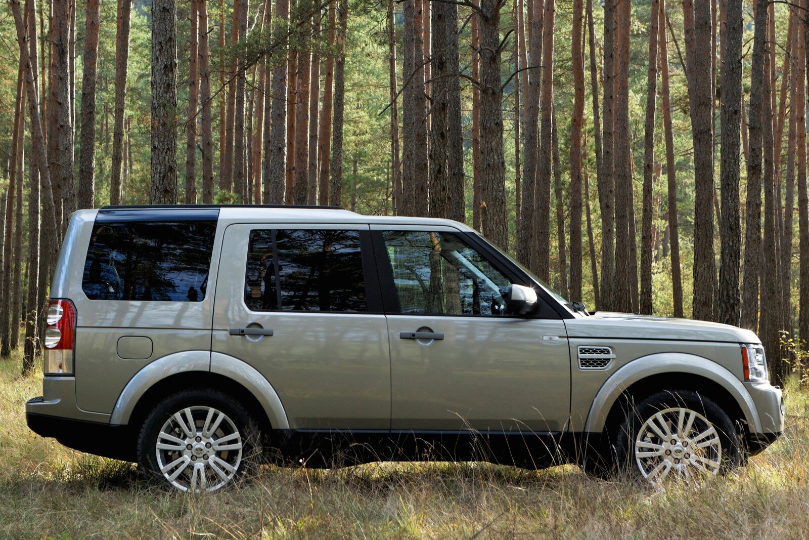2010 Land Rover LR4 V8 4dr SUV Exterior