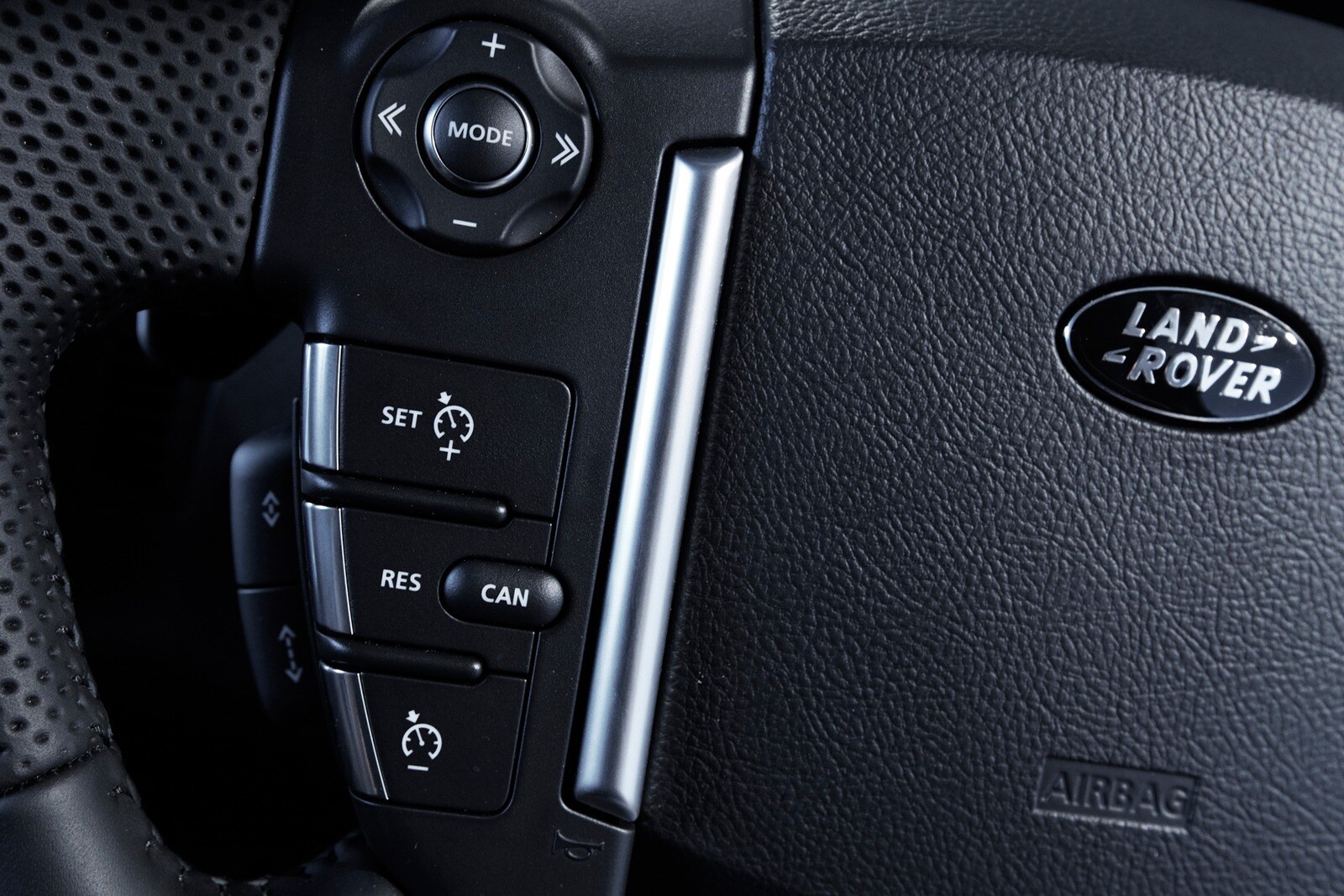 2010 Land Rover LR4 interior DETAIL