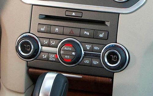 2012 Land Rover LR4 interior DETAIL