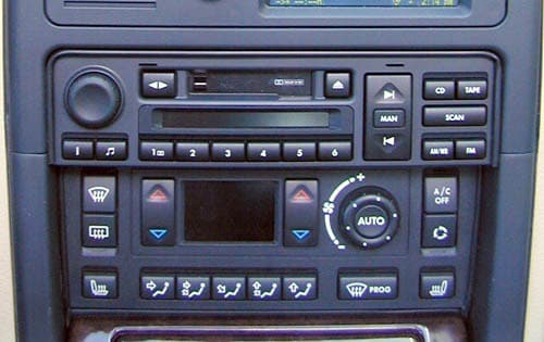 2000 Land Rover Range Rover interior CC
