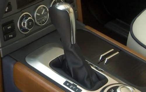 2008 Land Rover Range Rover interior CC