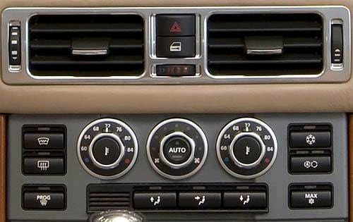 2009 Land Rover Range Rover interior CC