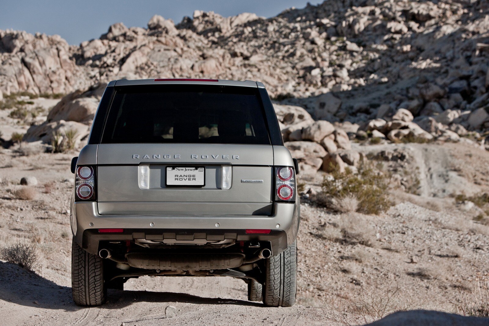 2012 Land Rover Range Rover exterior R
