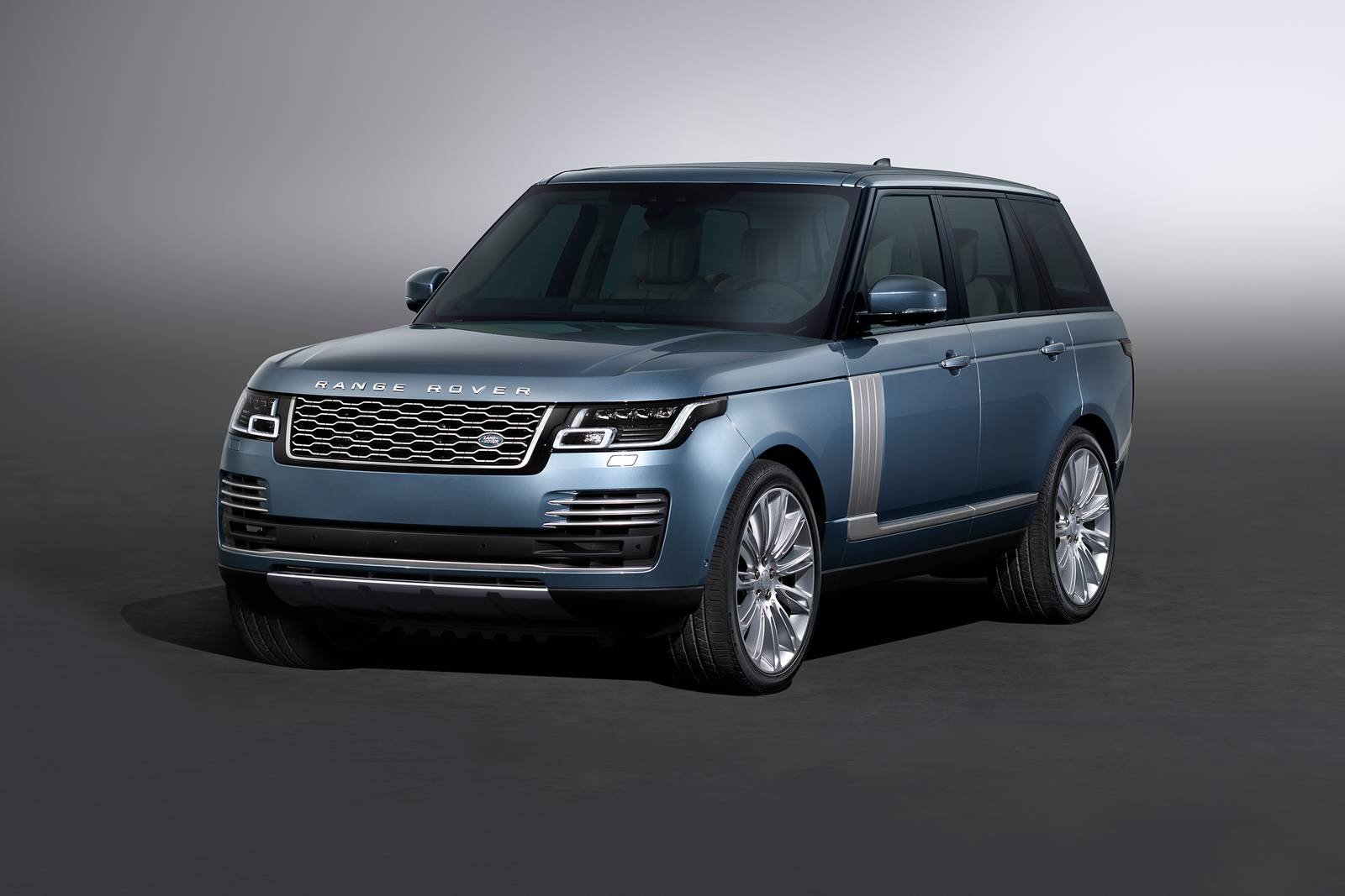 2019 Land Rover Range Rover Autobiography 4dr SUV Exterior Shown