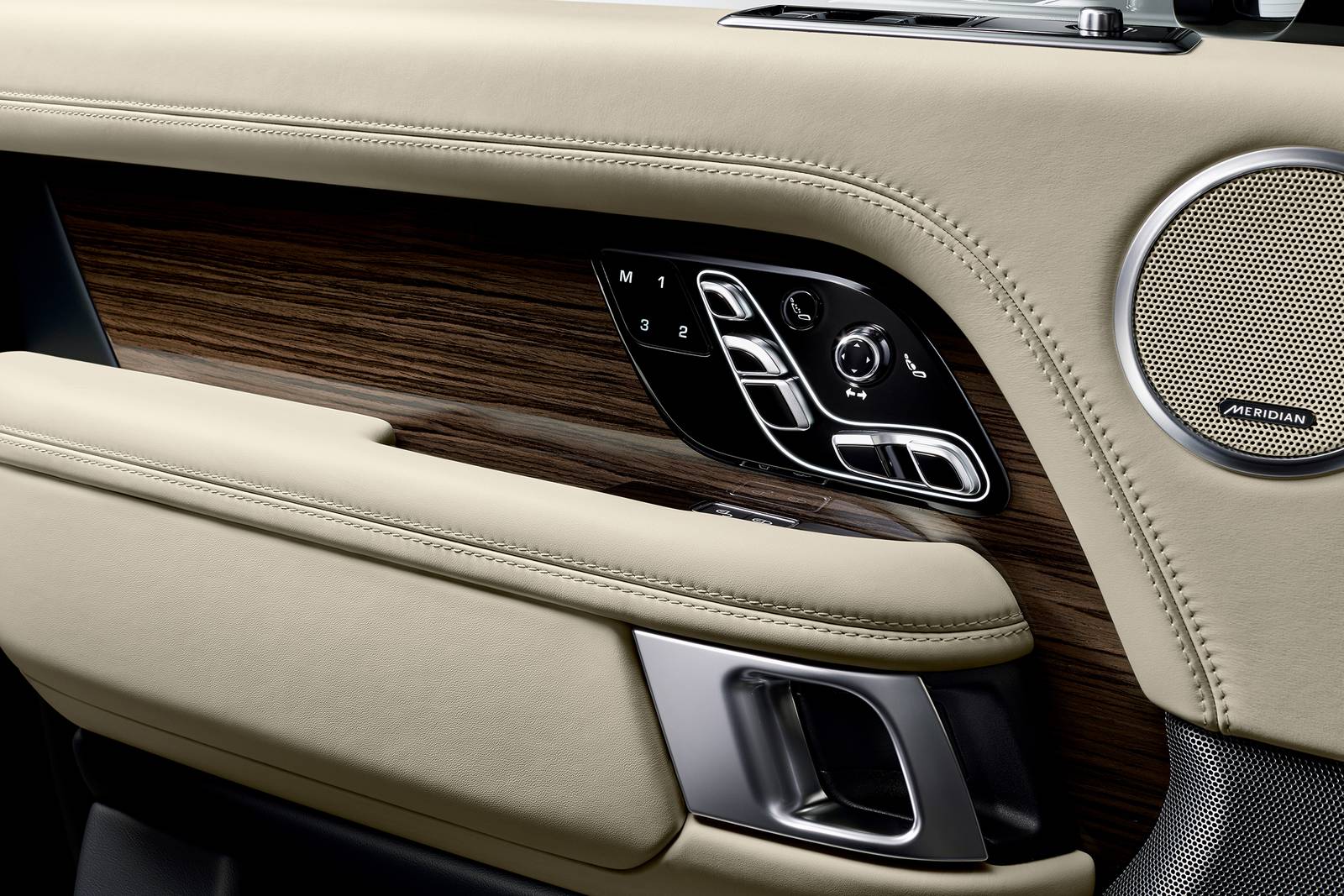 2020 Land Rover Range Rover interior DETAIL