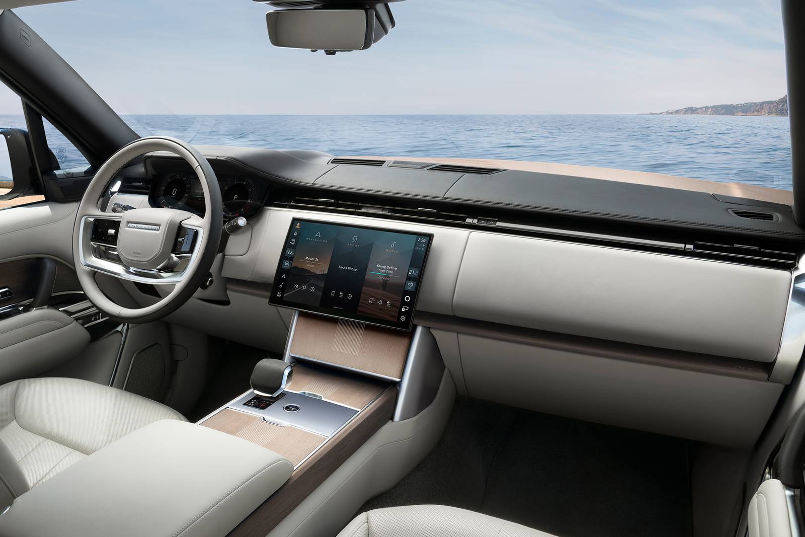 2024 Land Rover Range Rover interior D