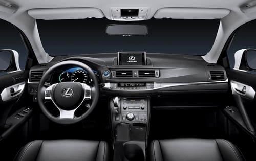 2011 Lexus CT 200h interior D